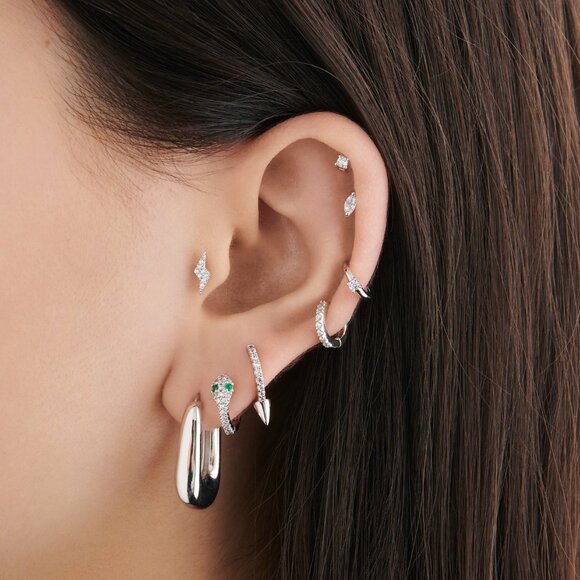 STUDS Micro Pavé Helix Huggie - Silver/Clear, 6mm Inner Diameter, 9mm Outer - Picture 3 of 4